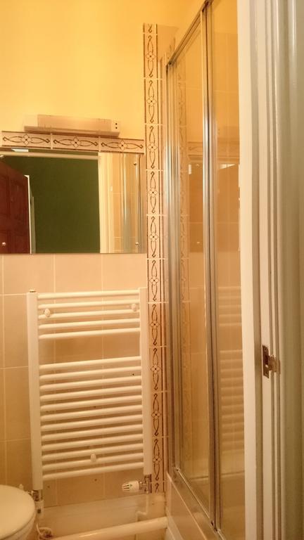 Bankside Bed & Breakfast セント・オーステル 部屋 写真