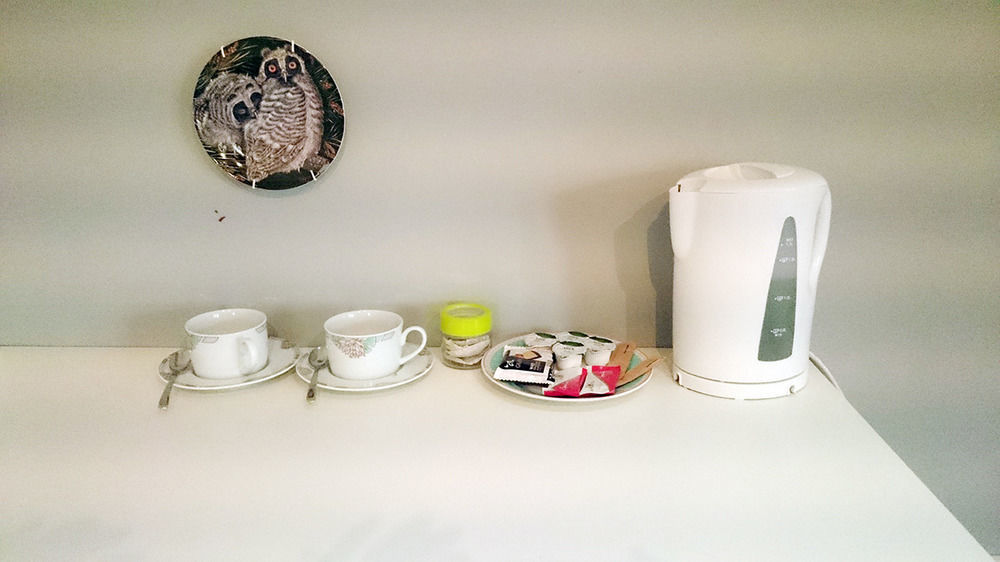 Bankside Bed & Breakfast セント・オーステル エクステリア 写真